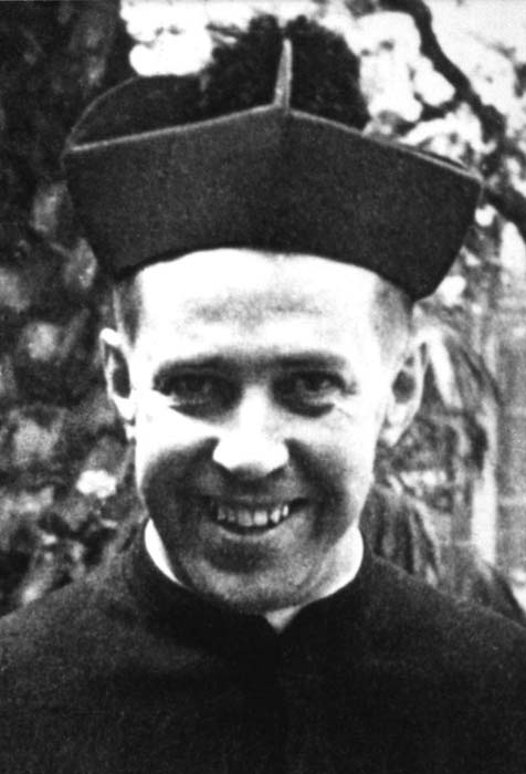 male_saints_AlbertoHurtadocruchaga_wikimedia_publicdomain_04302020