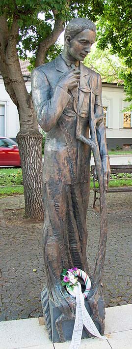 male_saints_Istvan_Sandor_Szolnok_creditrequired