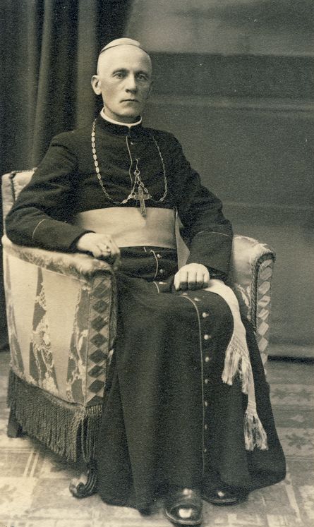 male_saints_Teofilius_Matulionis_publicdomain