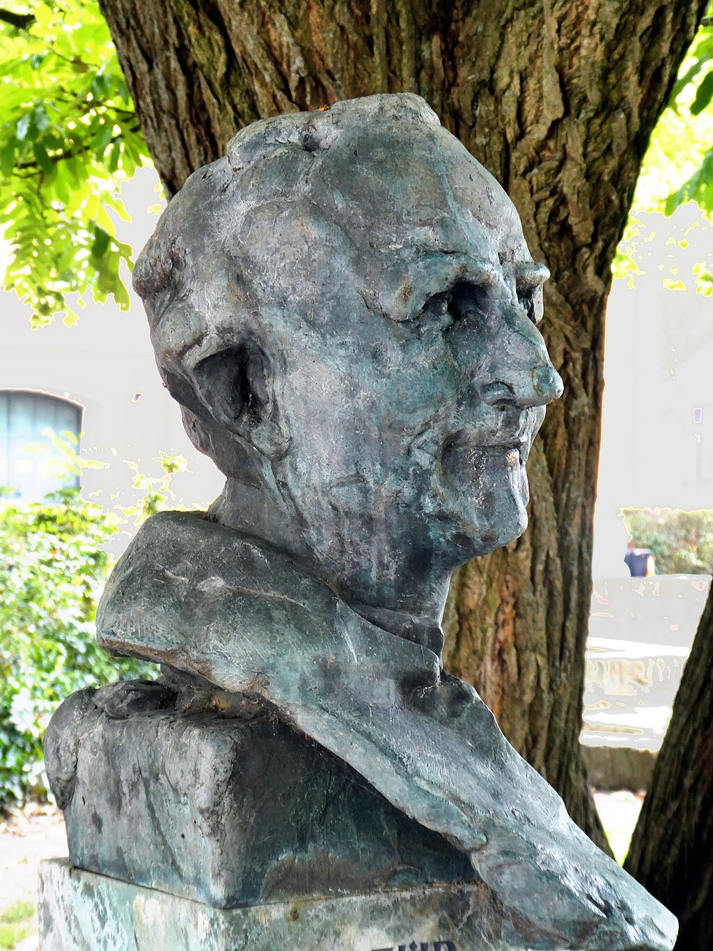 malesaints_Max-Josef-Metzger-Buste_5_creditneeded