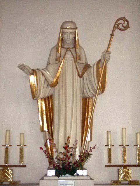 saints_berthaofchiemsee_wikimedia_publicdomain_090317